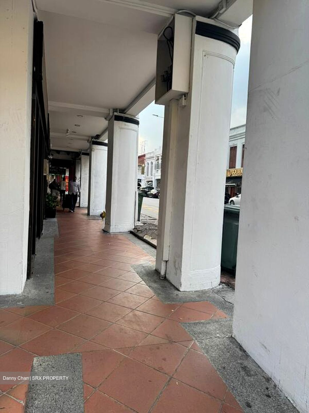 North Bridge Road (D7), Retail #508945091